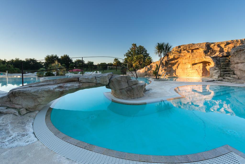 فندق Domaine De L'Orangerie De Lanniron كْيَمبيه المظهر الخارجي الصورة